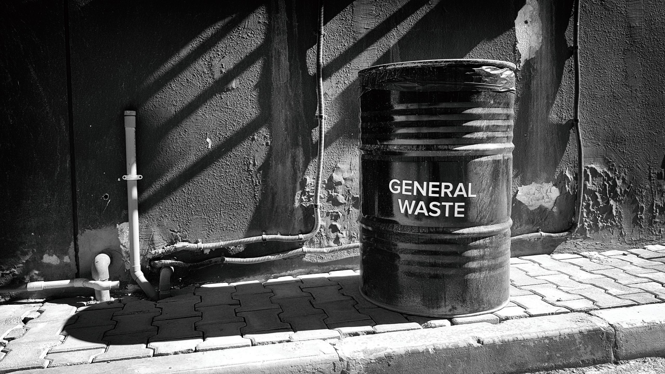 general-waste-management-GY4ASGV-2